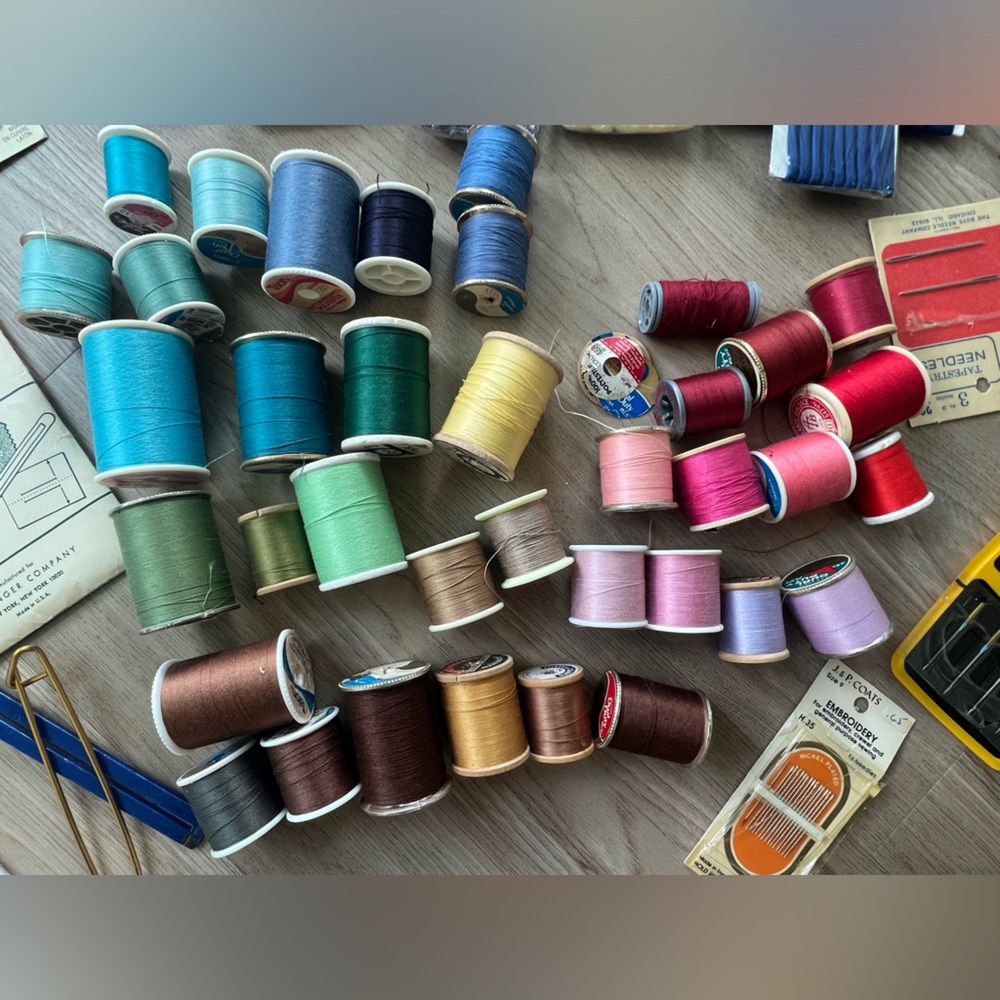 Sewing bundle - Picture 2 of 8